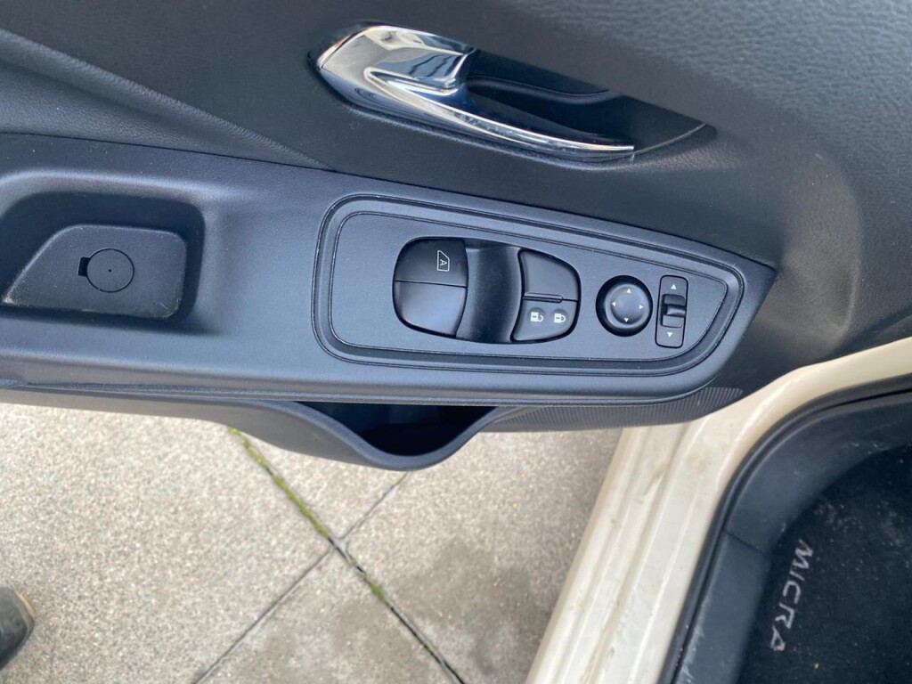 Foto 4 del anuncio Nissan Micra IG-T 68 kW (92 CV) E6D-F Acenta Sprint  de Ocasión en Madrid