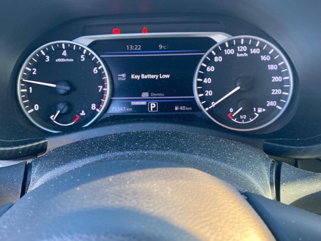 Foto 5 del anuncio Nissan Juke DIG-T 86 kW (117 CV) DCT 7 V N-CONNECTA  de Ocasión en Madrid