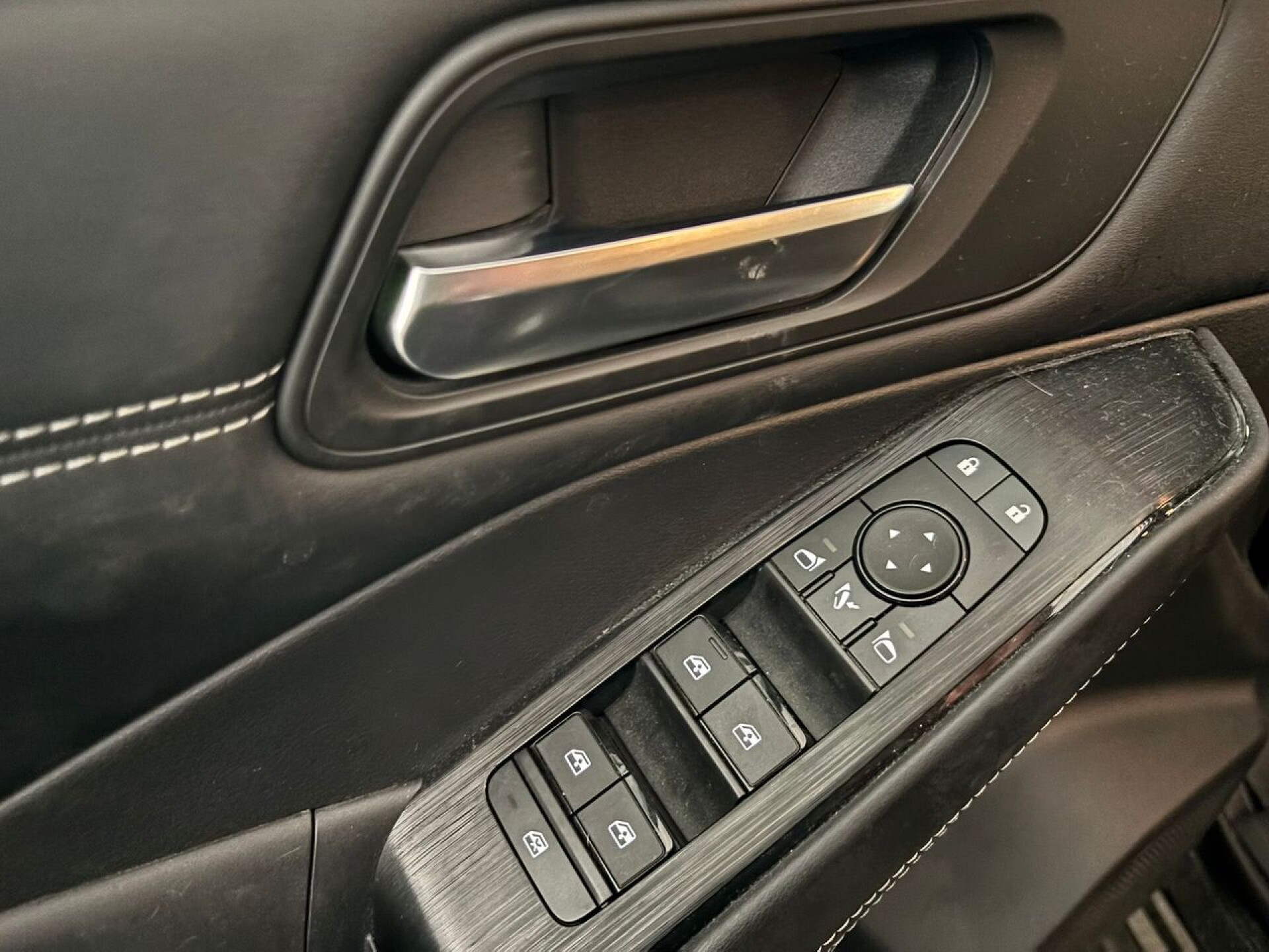 Foto 11 del anuncio Nissan Qashqai DIG-T 103kW N-Connecta  de Ocasión en Madrid