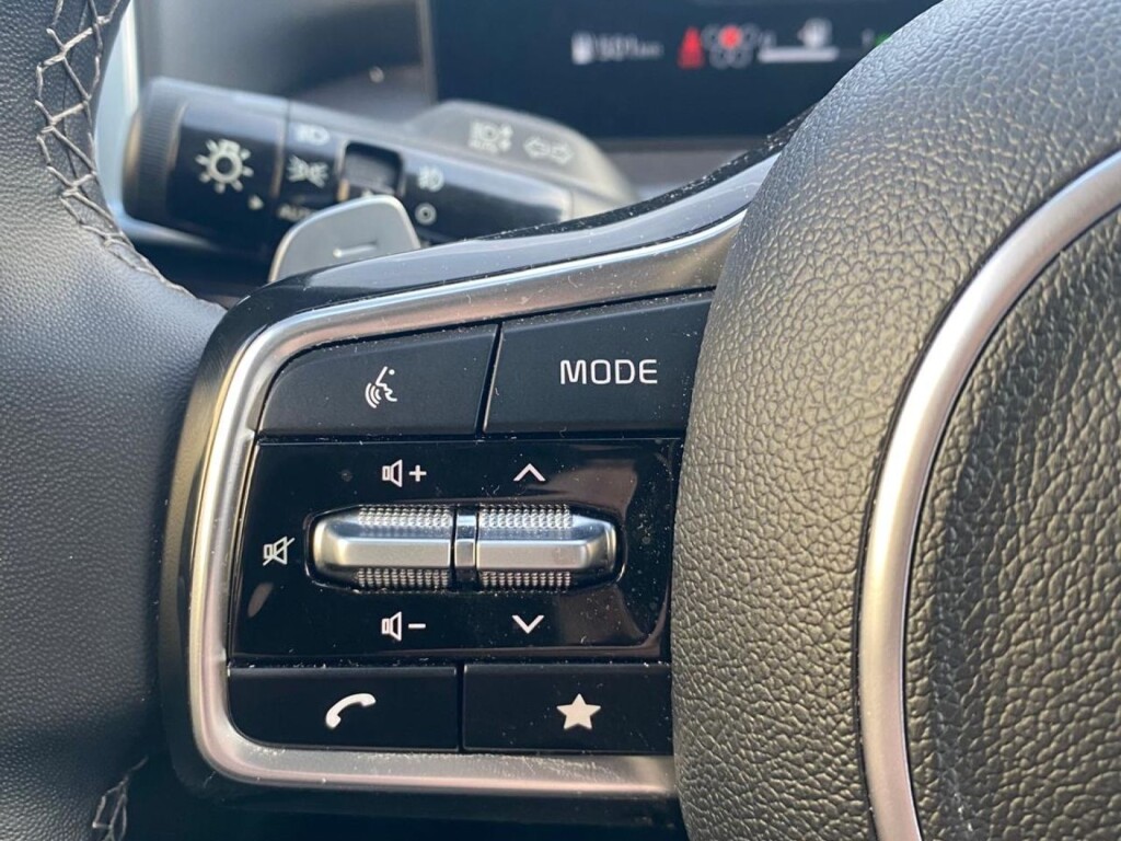 Foto 10 del anuncio Kia Sorento 1.6 T-GDi PHEV Emotion Pack Prem 4x4 7pl  de Ocasión en Madrid