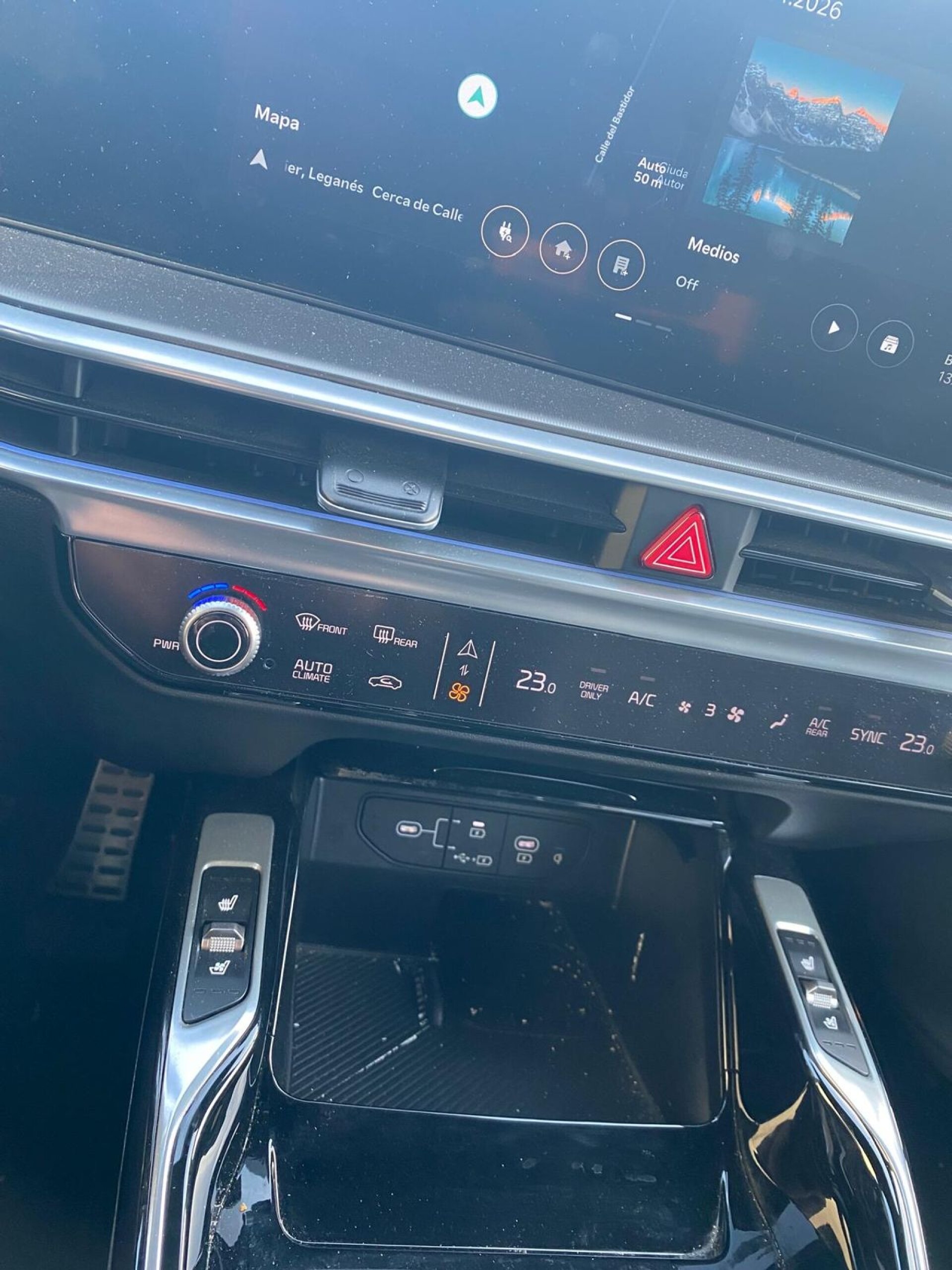 Foto 15 del anuncio Kia Sorento 1.6 T-GDi PHEV Emotion Pack Prem 4x4 7pl  de Ocasión en Madrid