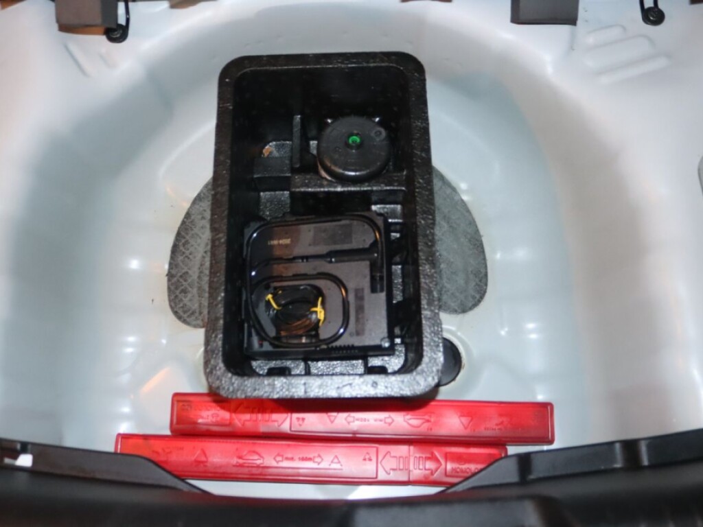 Foto 16 del anuncio Hyundai i10 1.0 Klass  de Ocasión en Madrid