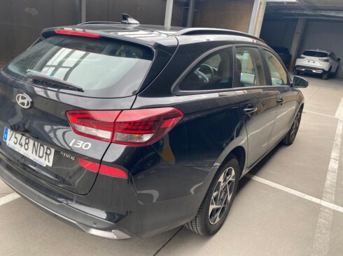 Foto impresión del anuncio Hyundai i30 1.0 TGDI 48V Klass de Ocasión en Madrid Foto impresión del anuncio Hyundai i30 1.0 TGDI 48V Klass de Ocasión en Madrid
