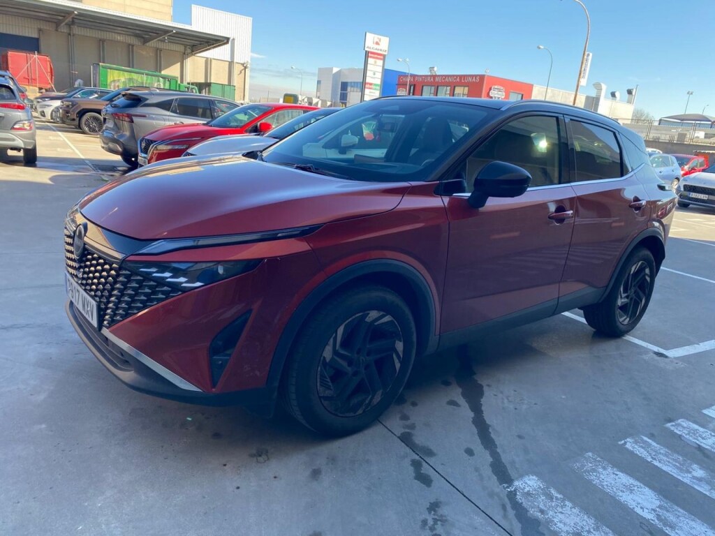 Foto principal del anuncio Nissan Qashqai DIG-T 103kW N-Connecta MHEV de Ocasión en Madrid