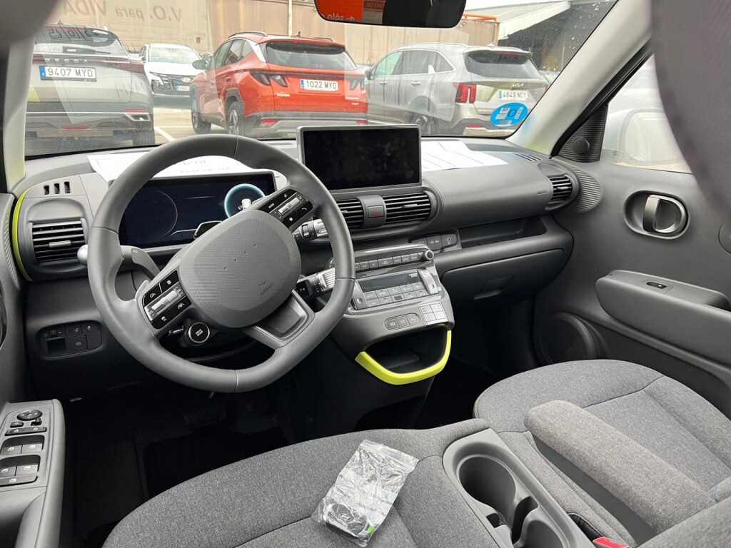 Foto 6 del anuncio Hyundai Inster 49KWH 85KW (115CV) Maxx  de Ocasión en Madrid