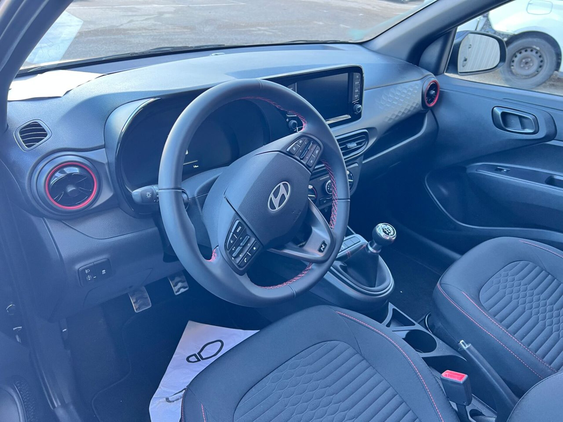 Foto 4 del anuncio Hyundai i10 1.2 N LINE  de Ocasión en Madrid