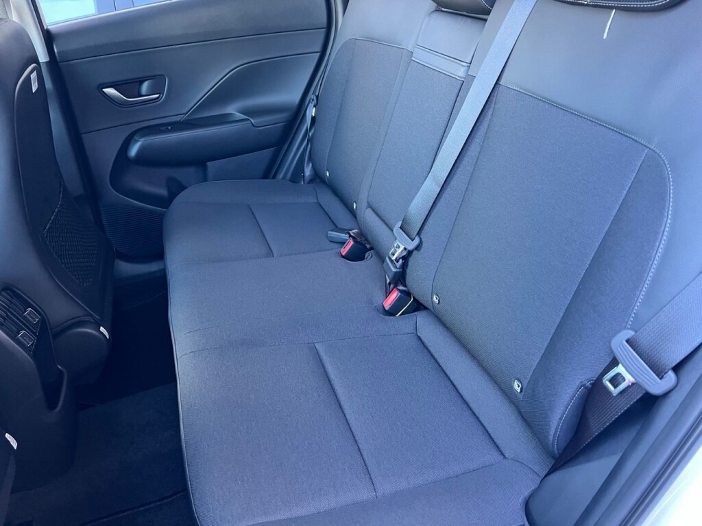 Foto 7 del anuncio Hyundai Kona HEV 1.6GDI 129CV DT Tecno  de Ocasión en Madrid