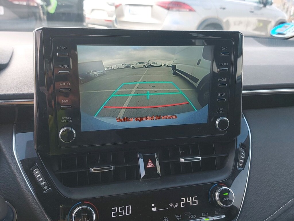 Foto 6 del anuncio Toyota Corolla 1.8 125H ACTIVE TECH E-CVT  de Ocasión en Madrid