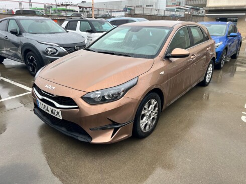 Foto principal del anuncio Kia Ceed 1.0 T-GDi 74kW (100CV) Drive  de Ocasión en Madrid