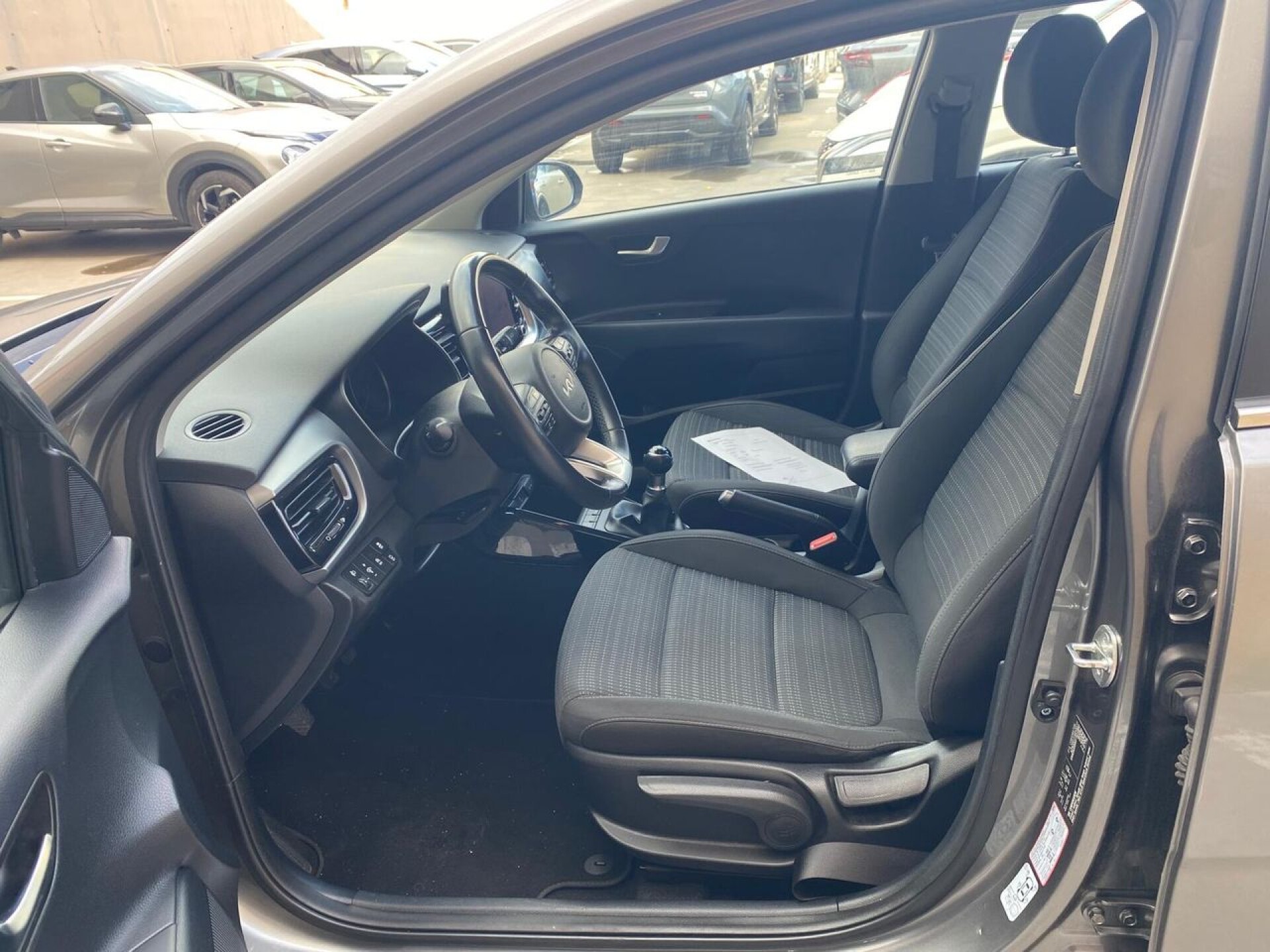 Foto 5 del anuncio Kia Stonic 1.2 DPi 62kW (84CV) Drive  de Ocasión en Madrid