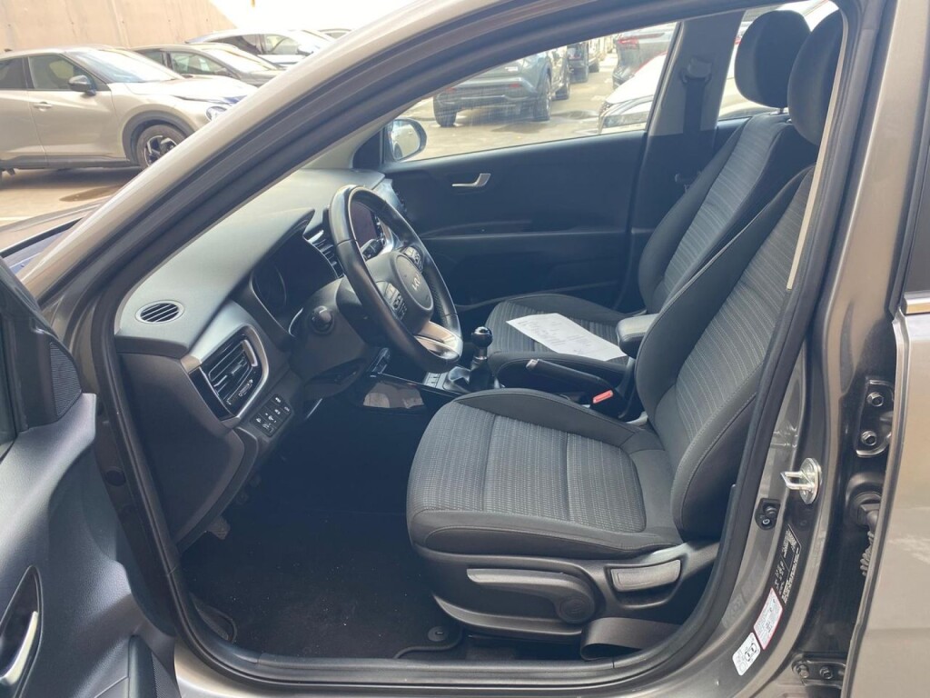 Foto 5 del anuncio Kia Stonic 1.2 DPi 62kW (84CV) Drive  de Ocasión en Madrid