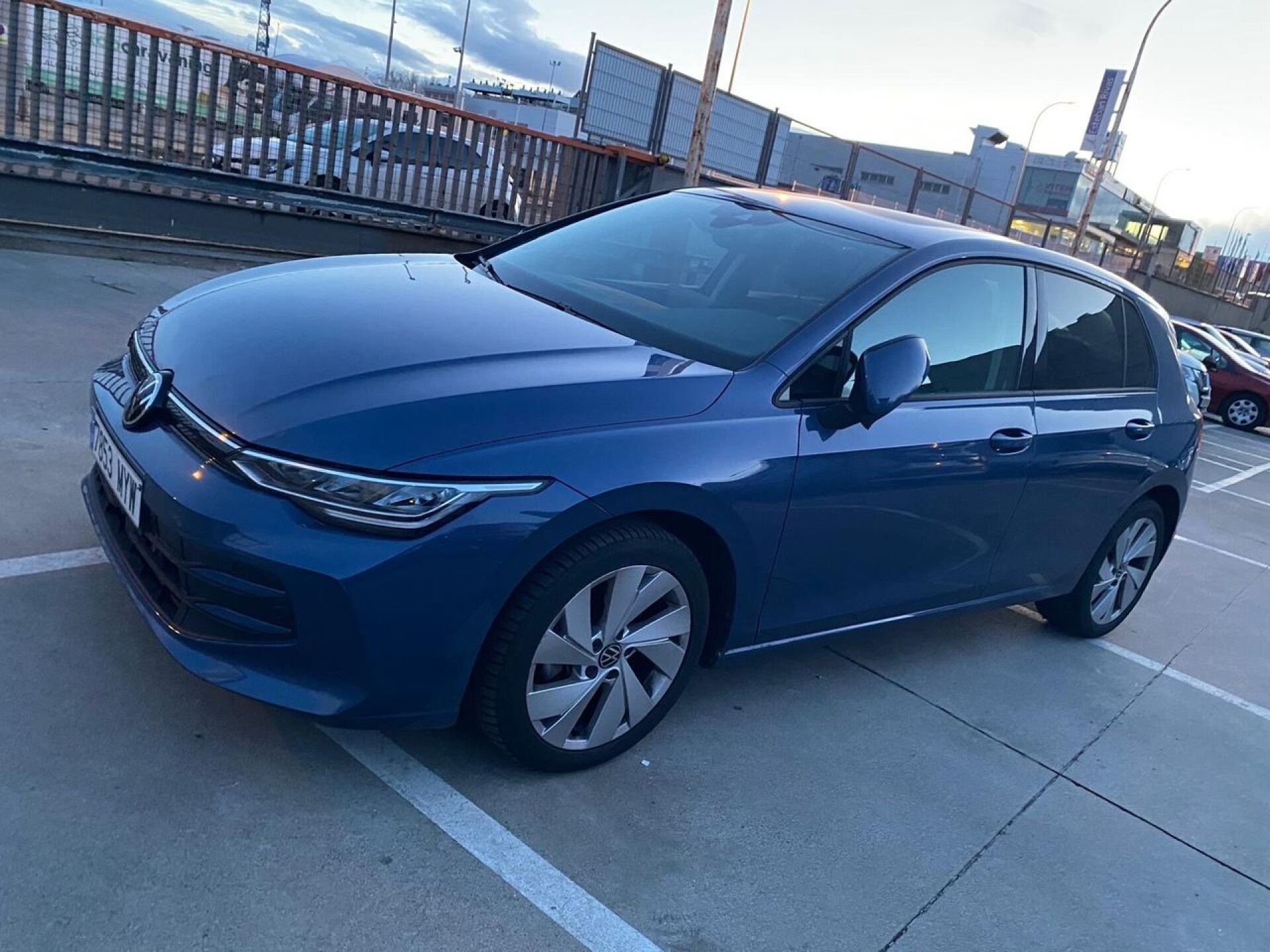 Foto principal del anuncio Volkswagen Golf 