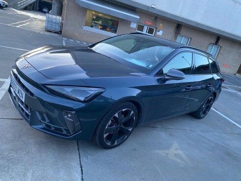 Foto principal del anuncio Acura León SP 1.5 eTSI 110kW (150CV) DSG  de Ocasión en Madrid