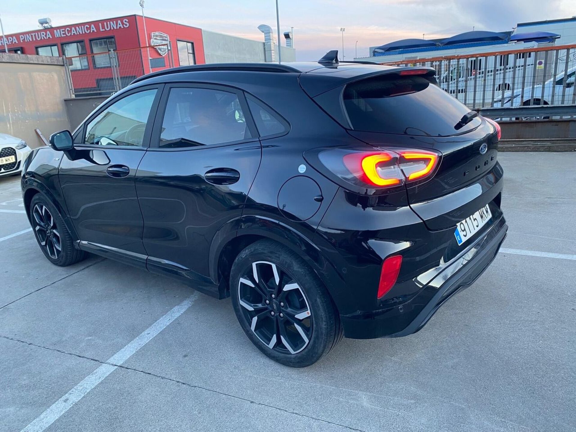 Foto 2 del anuncio Ford Puma 1.0 EcoBoost 125cv ST-Line X MHEV Auto  de Ocasión en Madrid