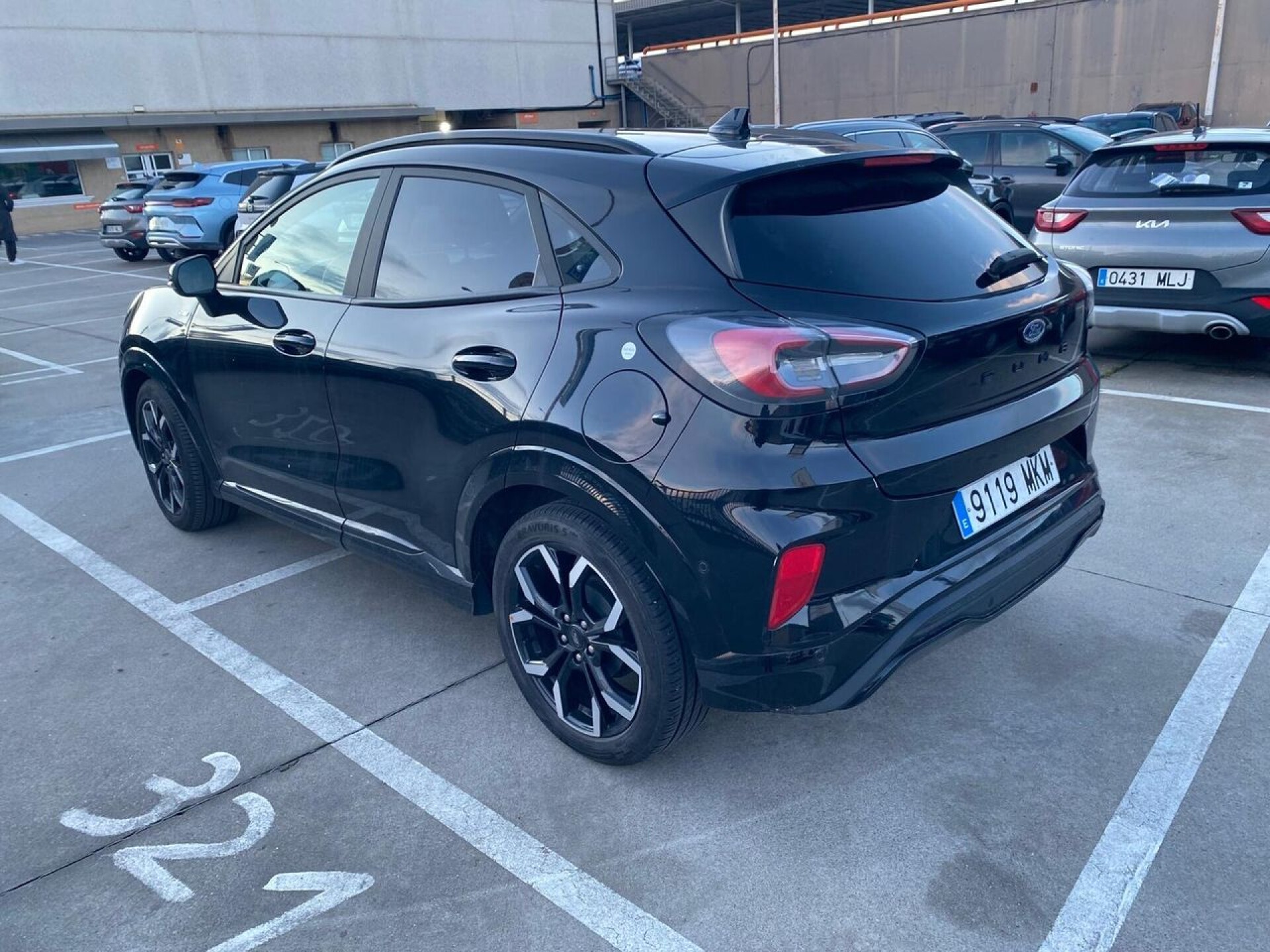 Foto 2 del anuncio Ford Puma 1.0 EcoBoost 125cv ST-Line X MHEV Auto  de Ocasión en Madrid