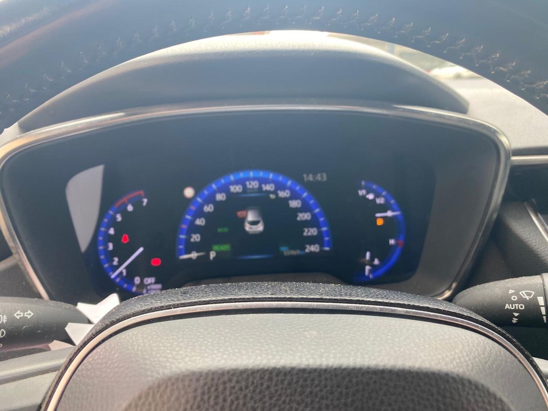 Foto 12 del anuncio Toyota Corolla 1.8 125H ACTIVE TECH E-CVT  de Ocasión en Madrid