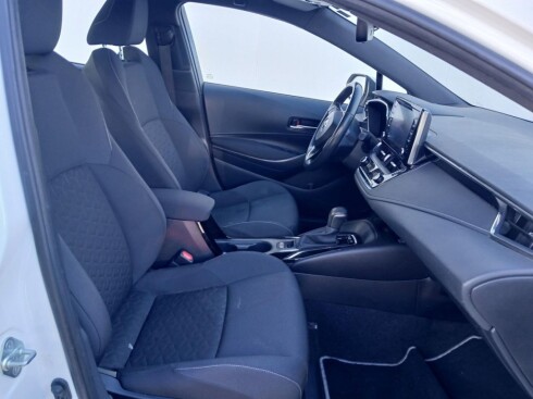 Foto impresión del anuncio Toyota Corolla 1.8 125H ACTIVE TECH E-CVT  de Ocasión en Madrid