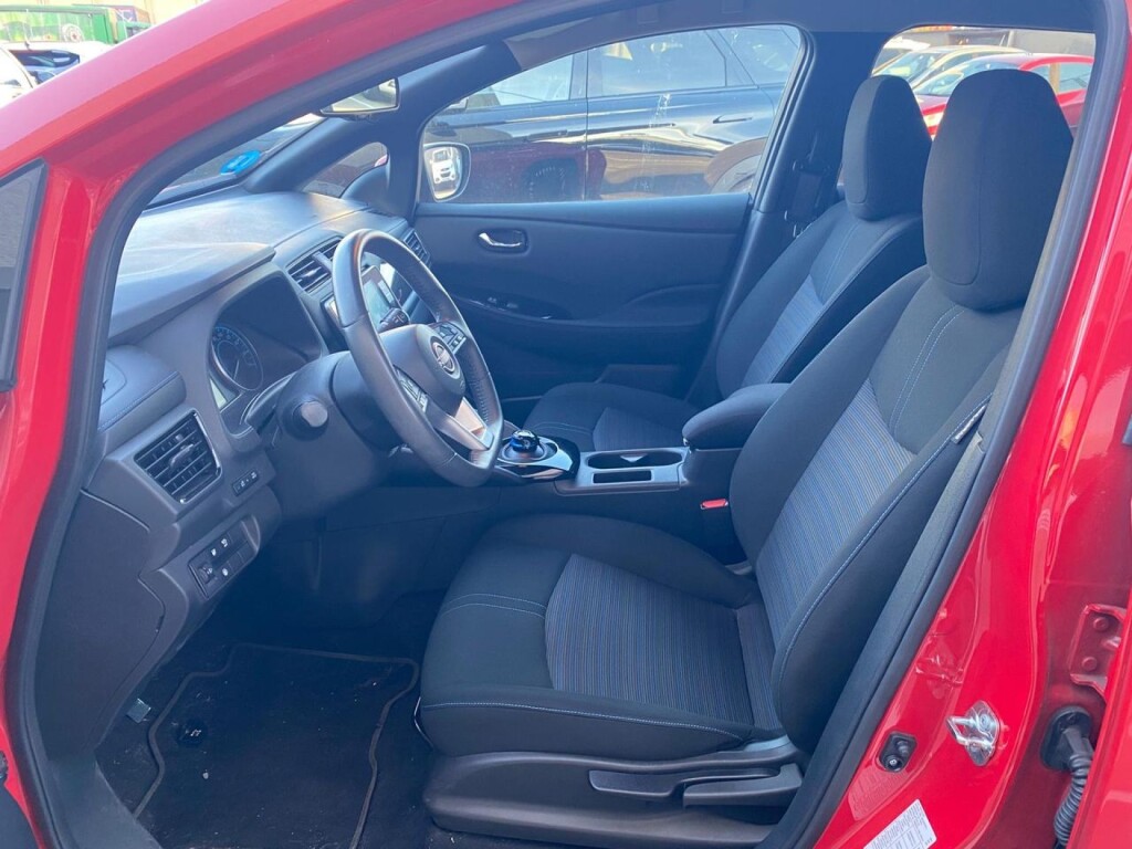 Foto 5 del anuncio Nissan Leaf 40kWh N-Connecta  de Ocasión en Madrid