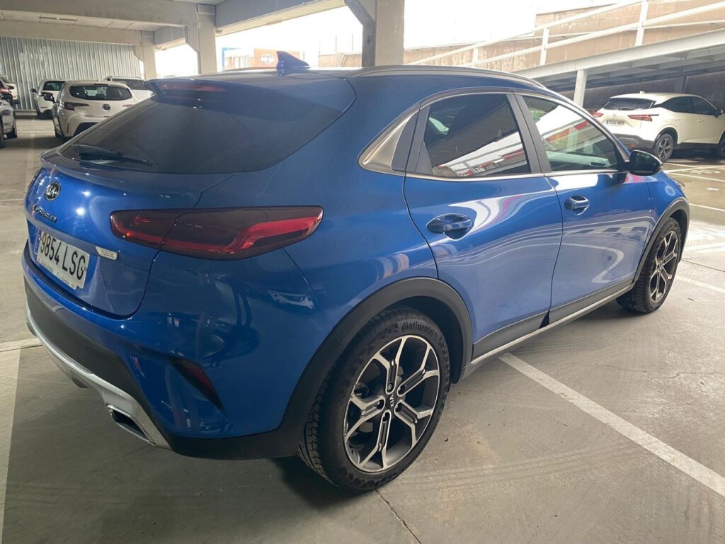 Foto 10 del anuncio Kia XCeed 1.6 MHEV Tech 100kW (136CV) DCT  de Ocasión en Madrid