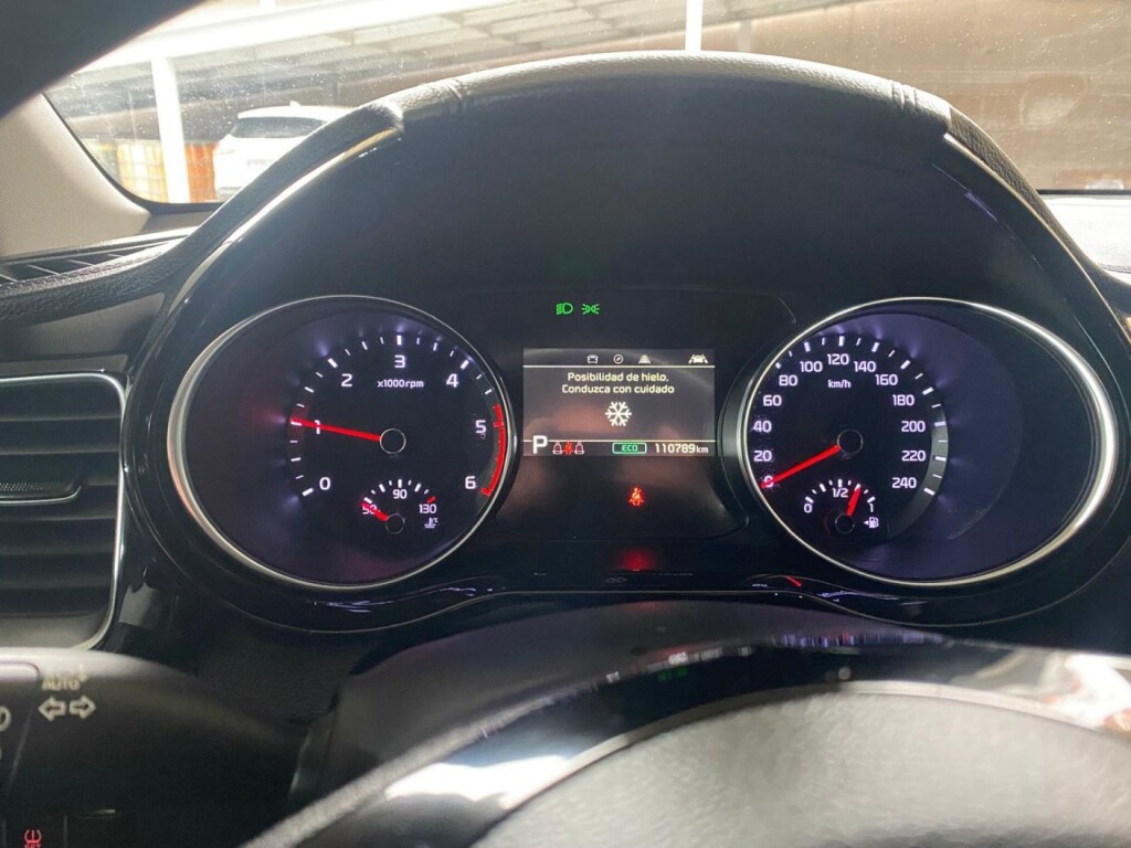 Foto 12 del anuncio Kia XCeed 1.6 MHEV Tech 100kW (136CV) DCT  de Ocasión en Madrid