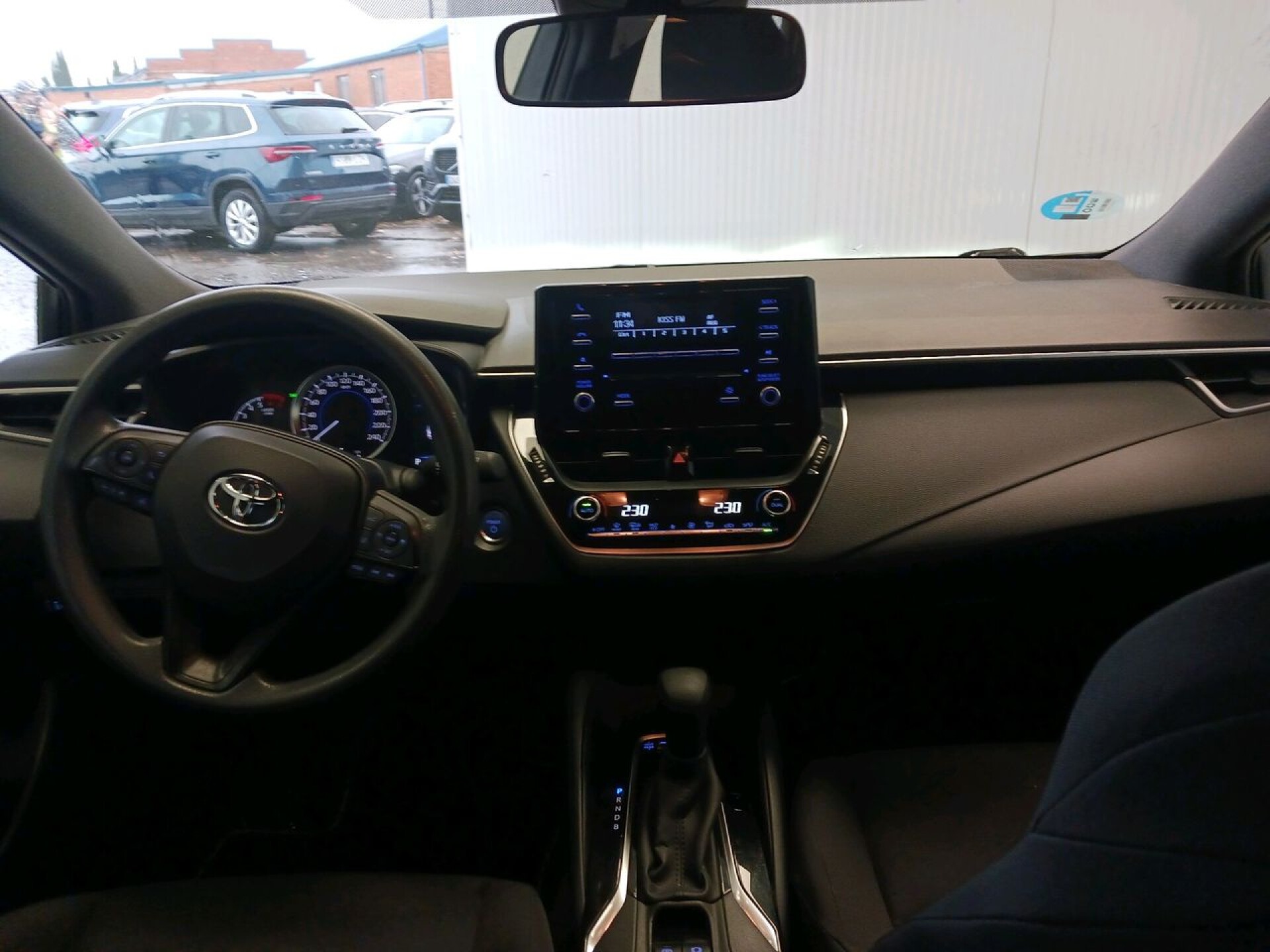 Foto 8 del anuncio Toyota Corolla 1.8 125H BUSINESS E-CVT TOURING SPORT  de Ocasión en Madrid