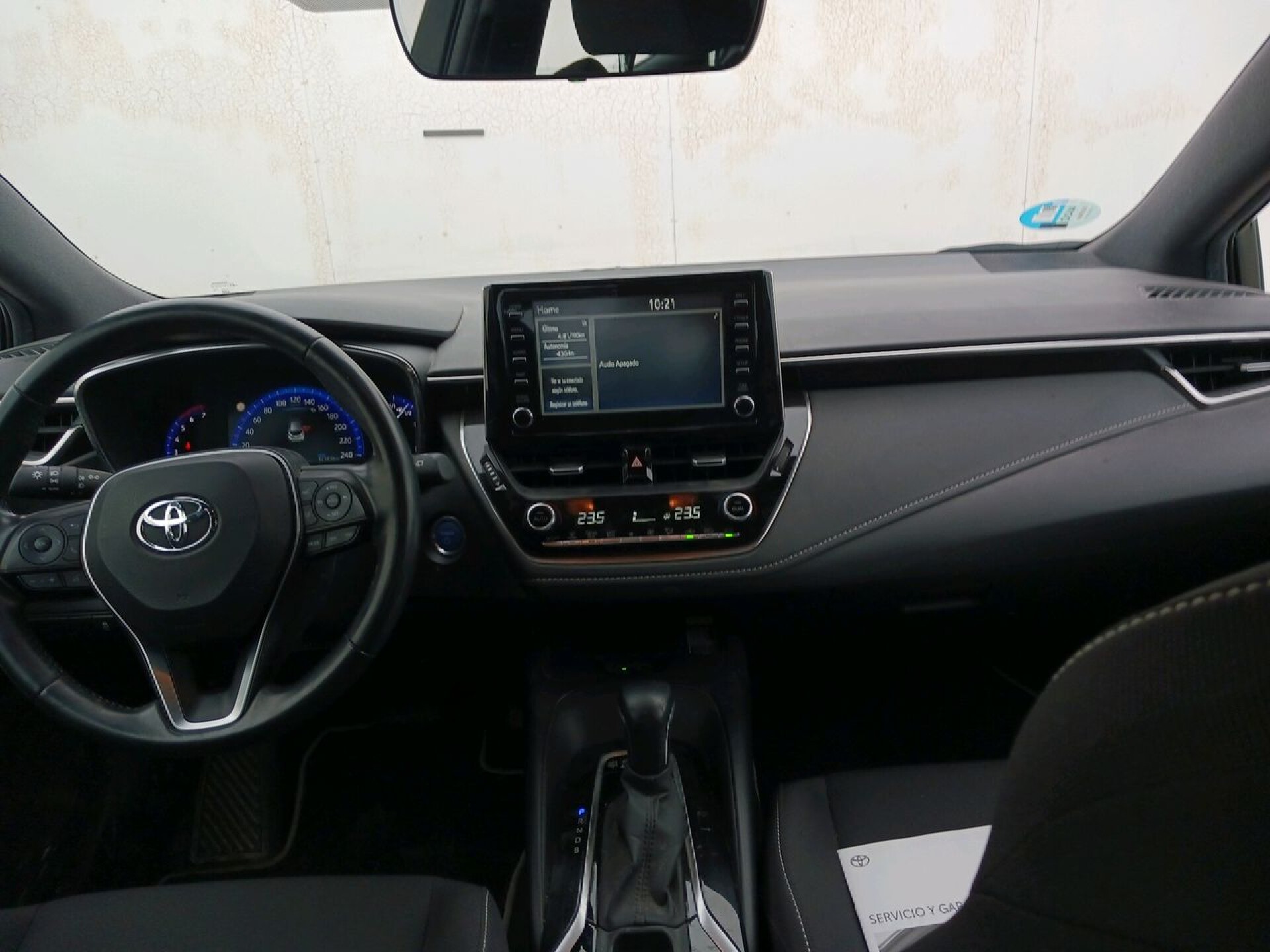 Foto 2 del anuncio Toyota Corolla 1.8 125H ACTIVE TECH E-CVT  de Ocasión en Madrid