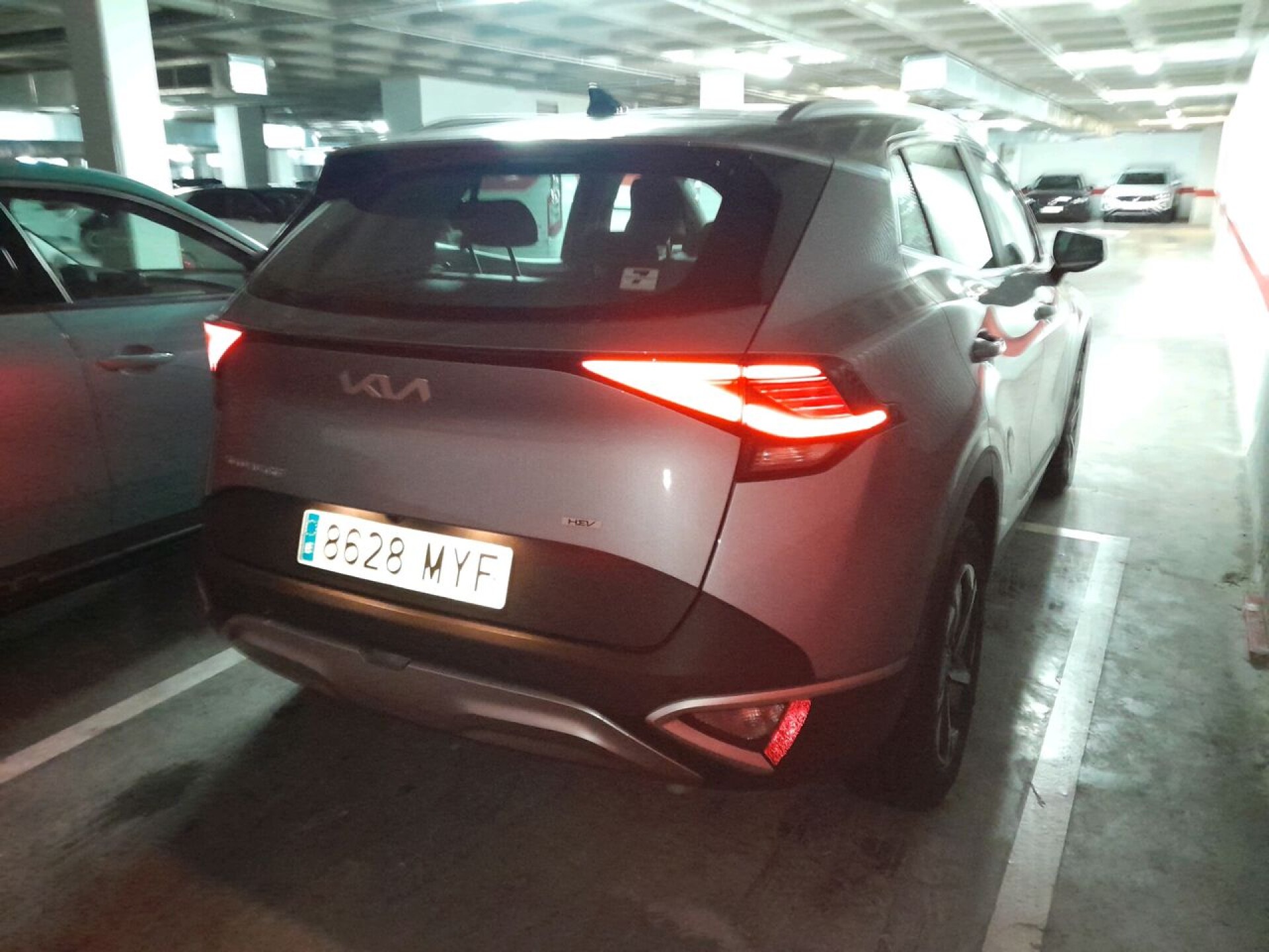 Foto 2 del anuncio Kia Sportage 1.6 T-GDi HEV 171kW (230CV) Drive 4x2  de Ocasión en Madrid