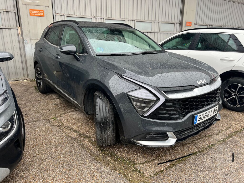 Foto 1 del anuncio Kia Sportage 1.6 T-GDi 110kW (150CV) MHEV Tech 4x2  de Ocasión en Madrid