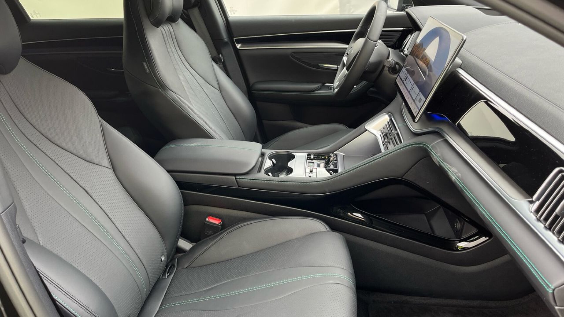 Foto 8 del anuncio BYD Seal U DM-i Comfort  de Ocasión en Madrid