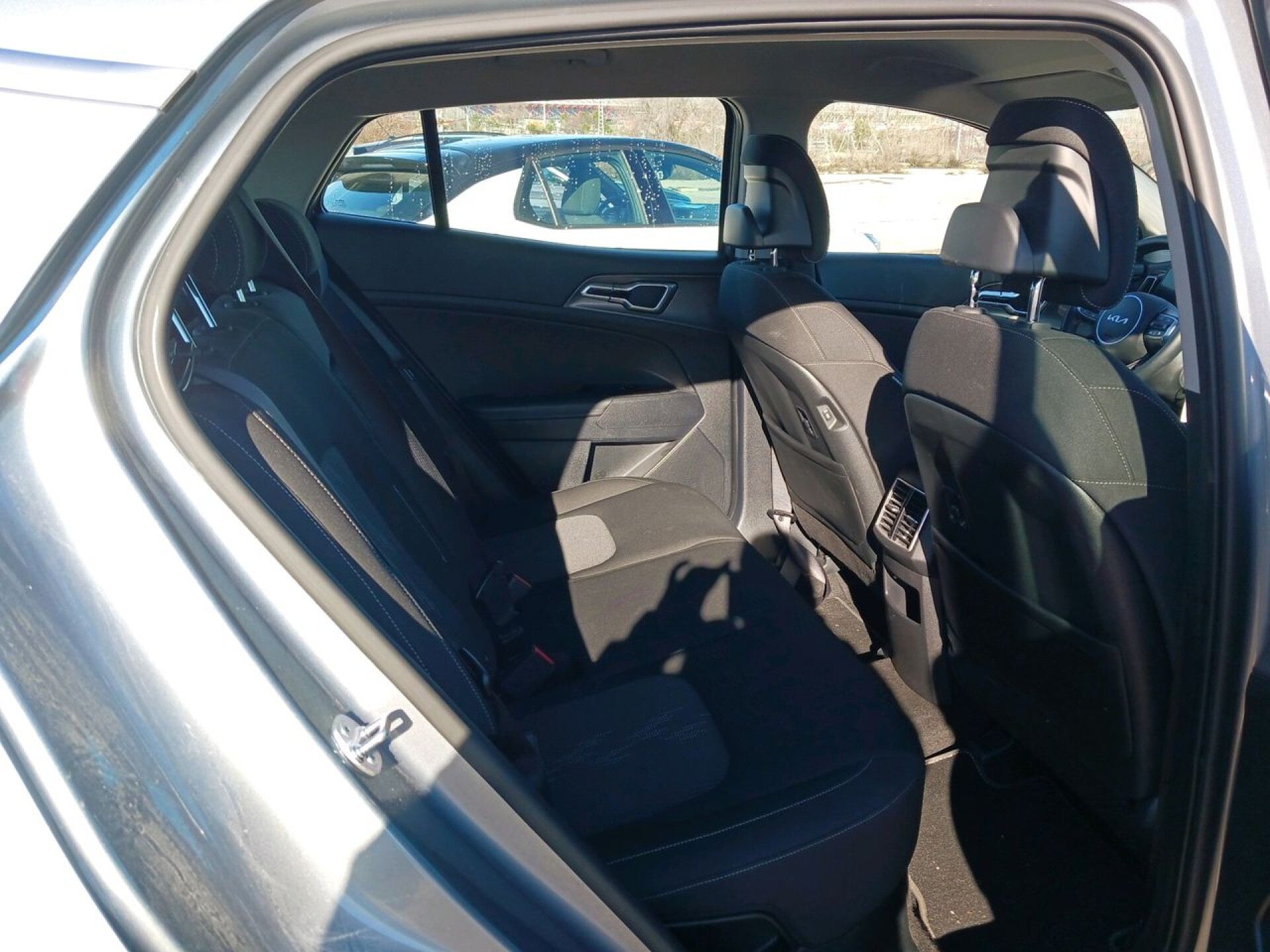 Foto 6 del anuncio Kia Sportage 1.6 T-GDi HEV 158kW (215CV) Drive 4x2  de Ocasión en Madrid