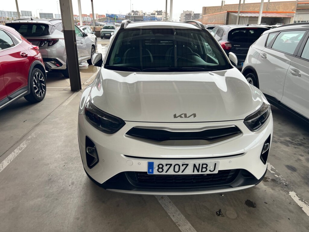 Foto 4 del anuncio Kia Stonic 1.0 T-GDi 74kW MHEV MT Style Edition  de Ocasión en Madrid