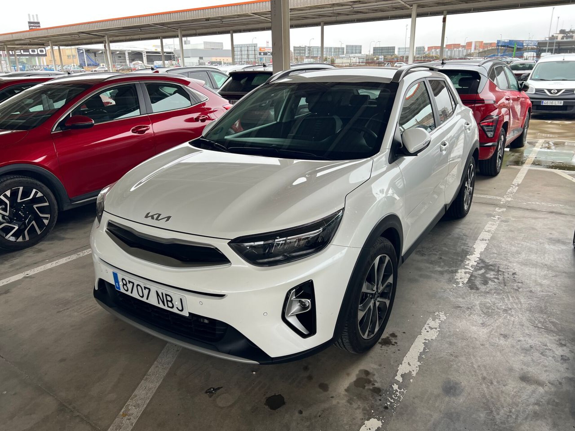 Foto principal del anuncio Kia Stonic 1.0 T-GDi 74kW MHEV MT Style Edition  de Ocasión en Madrid