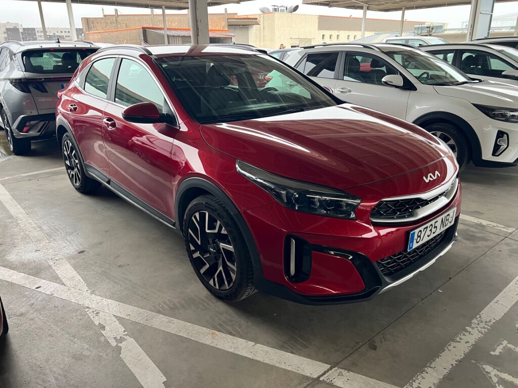 Foto 1 del anuncio Kia XCeed 1.5 MHEV iMT Tech 103kW (140CV)  de Ocasión en Madrid