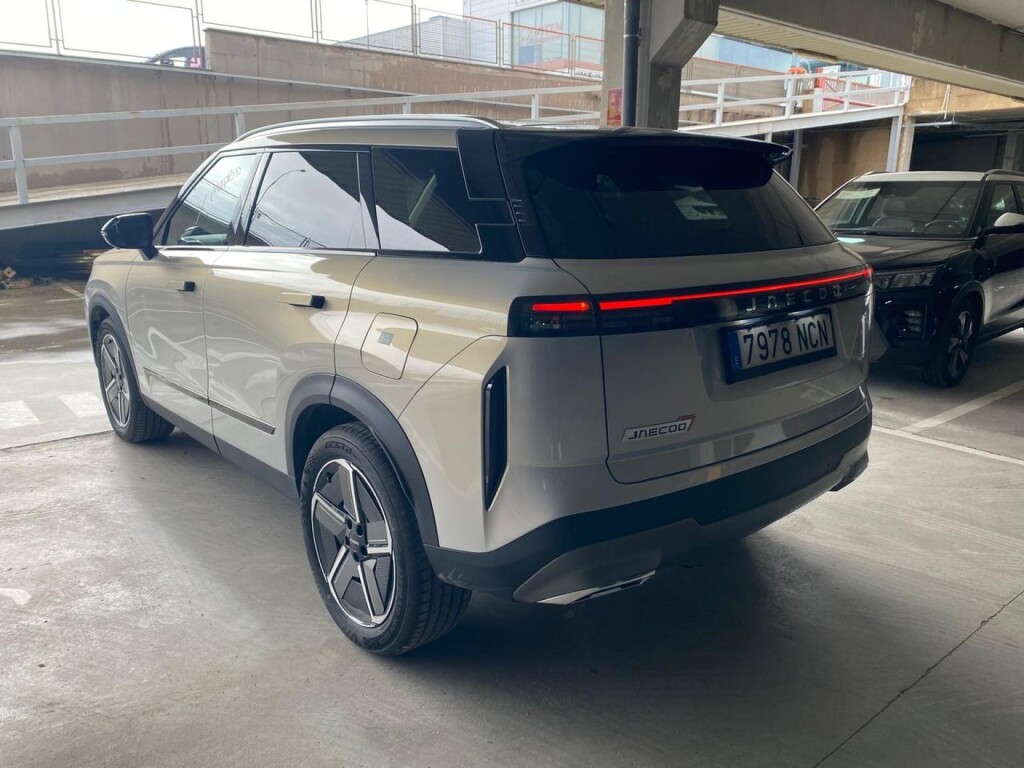 Foto 2 del anuncio Jaecoo 7 Select 1.6 TGDI 108kW (145CV) FWD ICE AUT de Ocasión en Madrid