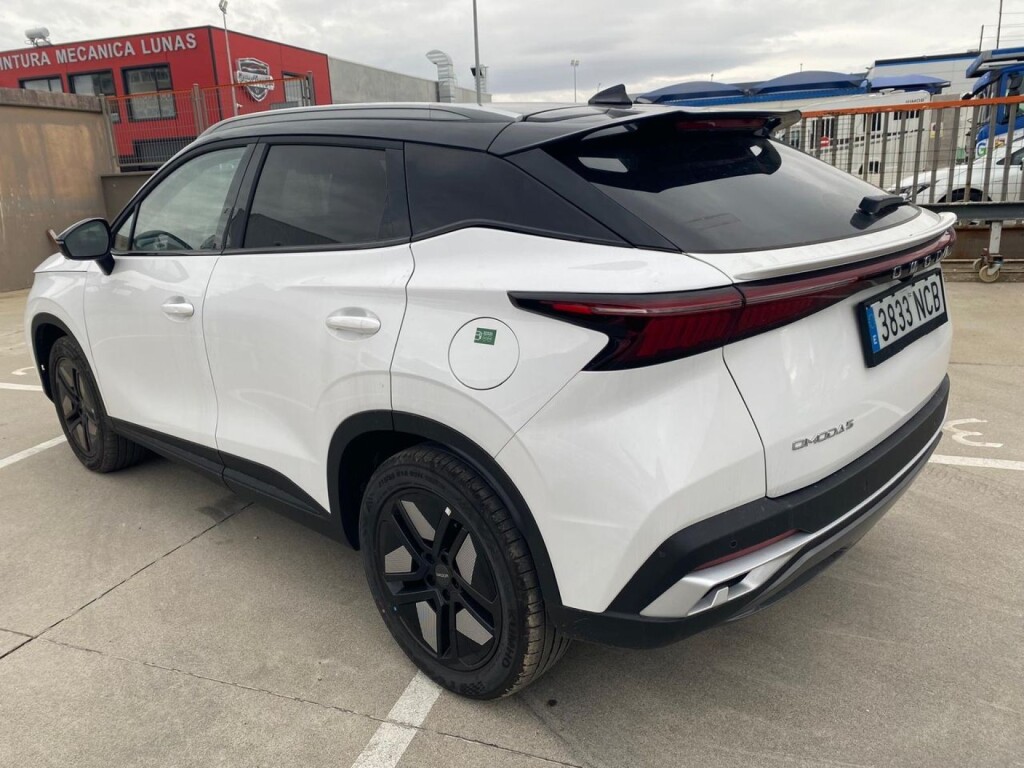 Foto 3 del anuncio Omoda 5 MY25 - Premium 1.6 TGDI 108kW (145cv)  de Ocasión en Madrid