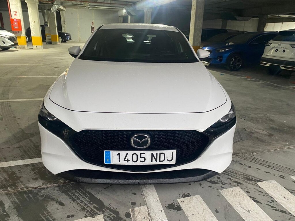 Foto 4 del anuncio Mazda 3 2.5L E-SKY G MHEV 103kW 6AT Centre-line  de Ocasión en Madrid