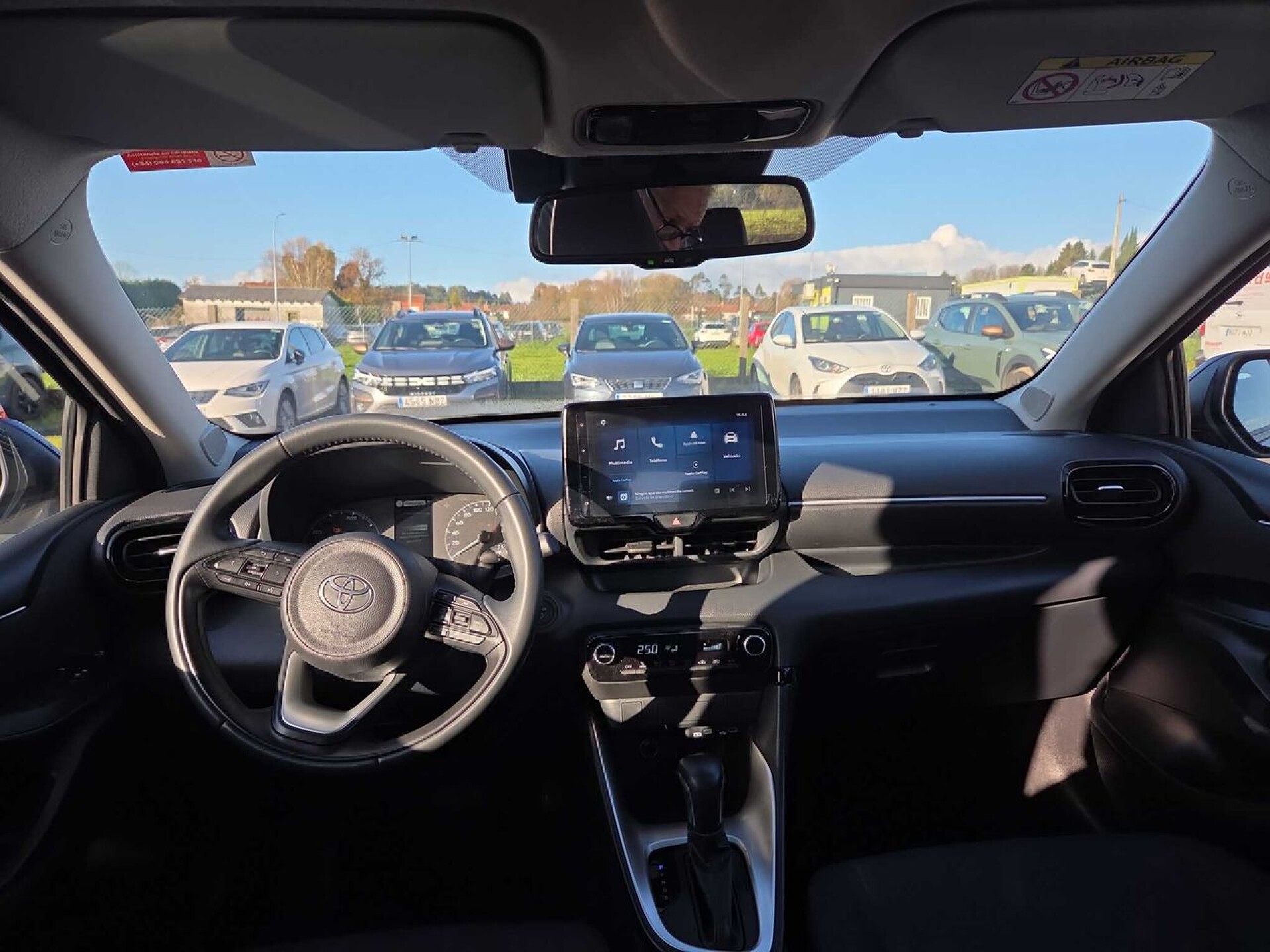 Foto 4 del anuncio Toyota Yaris 1.5 120H Active Plus  de Ocasión en Madrid