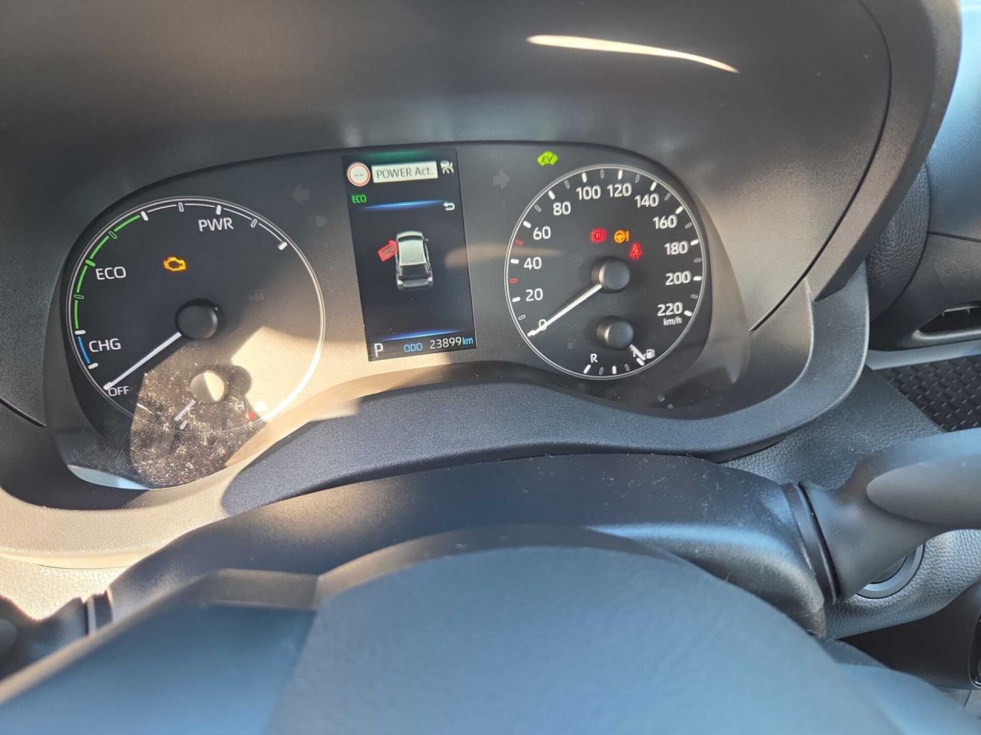 Foto 7 del anuncio Toyota Yaris 1.5 120H Active Plus  de Ocasión en Madrid