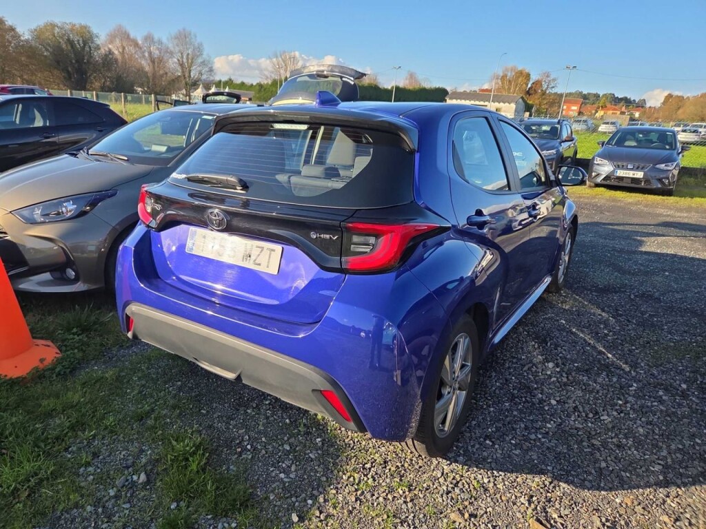 Foto 3 del anuncio Toyota Yaris 1.5 120H Active Plus  de Ocasión en Madrid