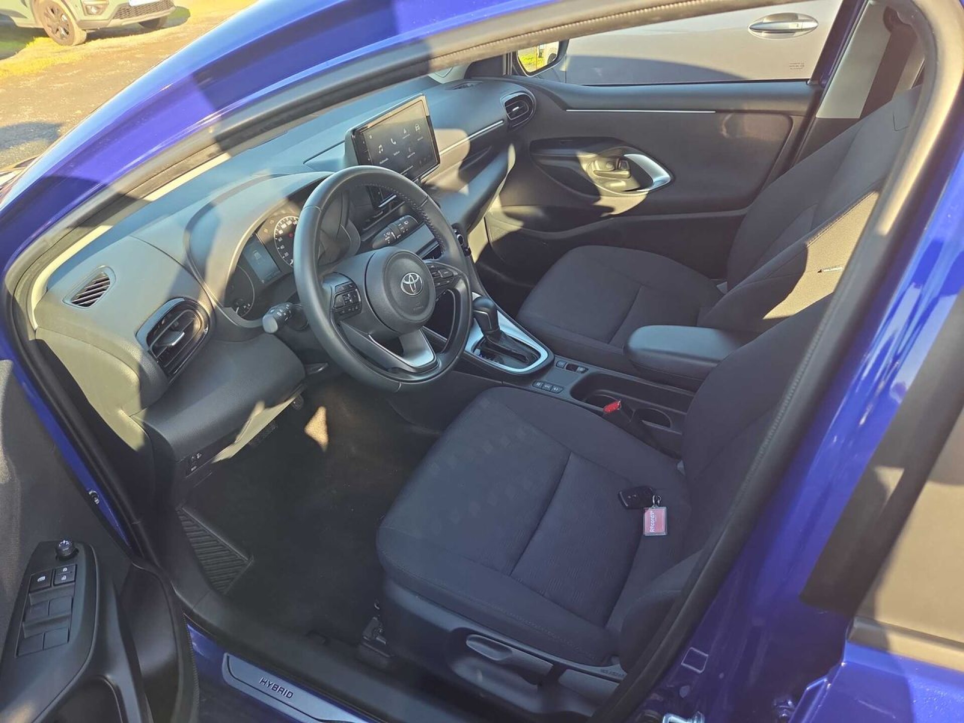 Foto 5 del anuncio Toyota Yaris 1.5 120H Active Plus  de Ocasión en Madrid