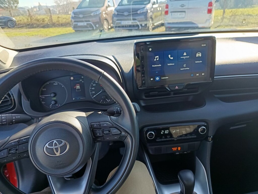 Foto 4 del anuncio Toyota Yaris 1.5 120H Active Plus  de Ocasión en Madrid