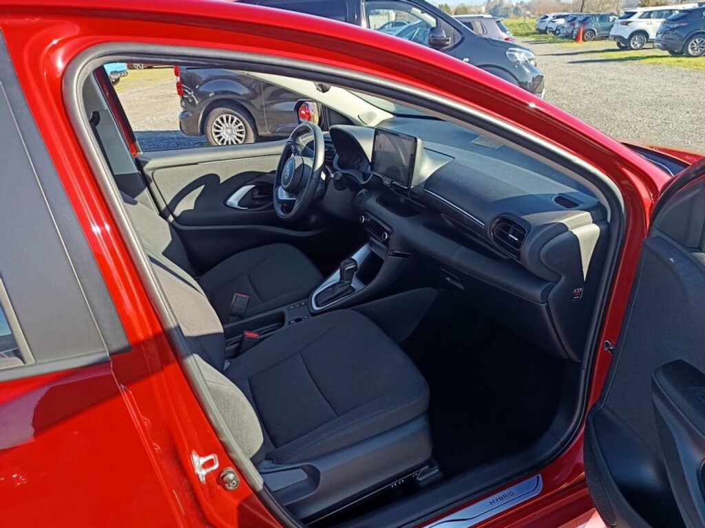 Foto 2 del anuncio Toyota Yaris 1.5 120H Active Plus  de Ocasión en Madrid