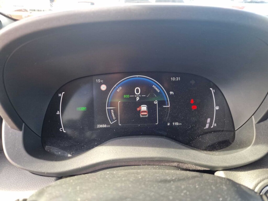 Foto 5 del anuncio Toyota Yaris Cross 1.5 120H Active Plus  de Ocasión en Madrid