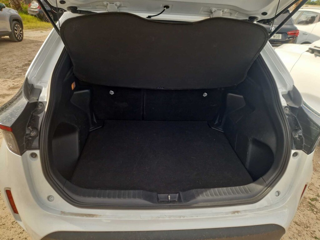 Foto 6 del anuncio Toyota Yaris Cross 1.5 120H Active Plus  de Ocasión en Madrid