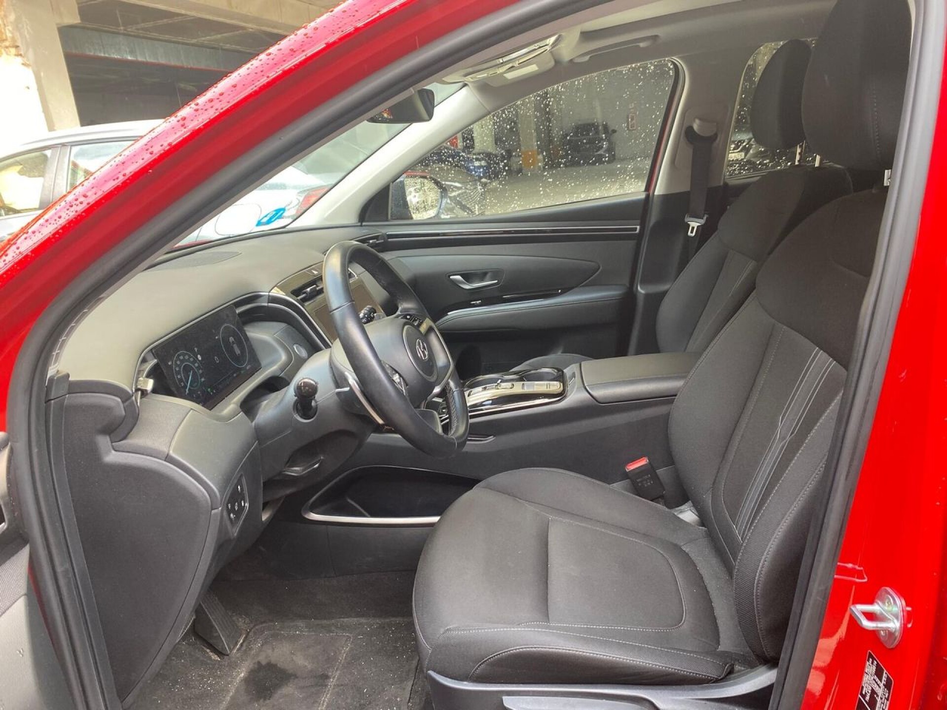 Foto 5 del anuncio Hyundai Tucson 1.6 TGDI PHEV 195kW Tecno Sky Auto 4x4  de Ocasión en Madrid