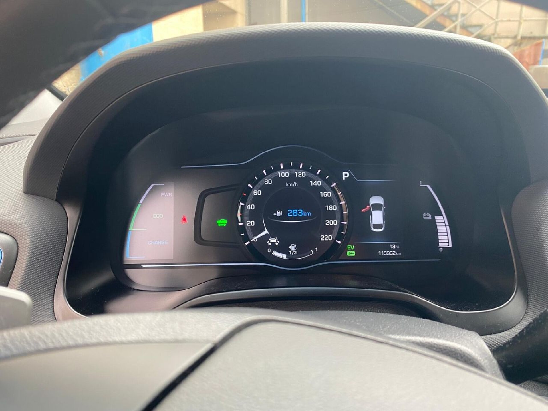 Foto 6 del anuncio Hyundai IONIQ 1.6 GDI HEV Tecno DCT  de Ocasión en Madrid