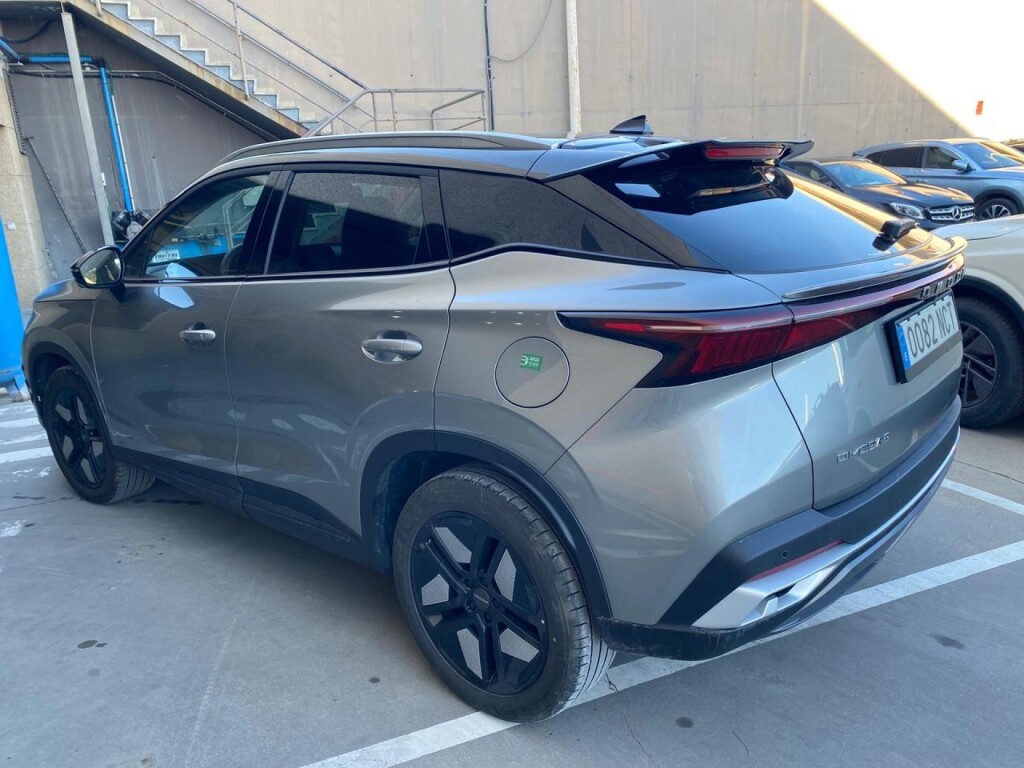 Foto 3 del anuncio Omoda 5 MY25 - Premium 1.6 TGDI 108kW (145cv)  de Ocasión en Madrid