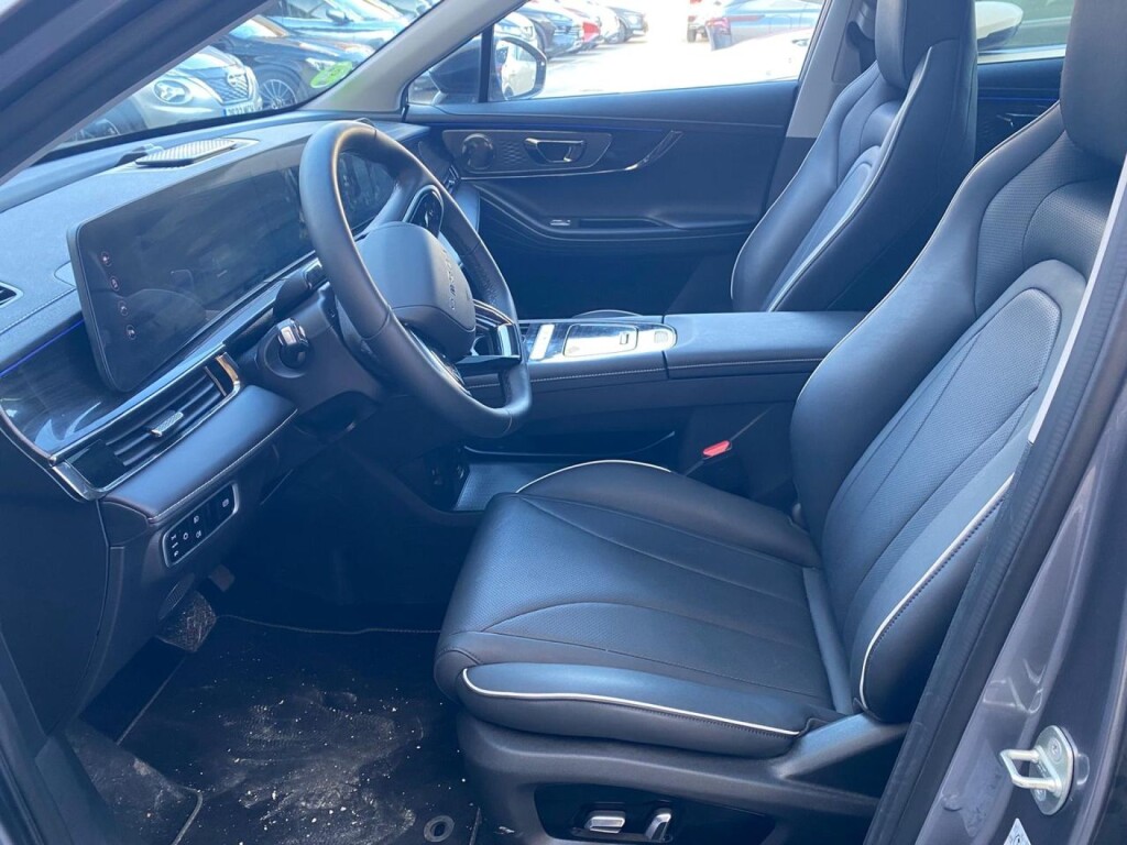 Foto 5 del anuncio Omoda 5 MY25 - Premium 1.6 TGDI 108kW (145cv)  de Ocasión en Madrid