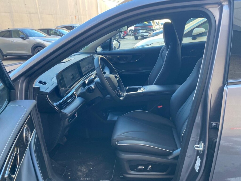 Foto 5 del anuncio Omoda 5 MY25 - Premium 1.6 TGDI 108kW (145cv)  de Ocasión en Madrid