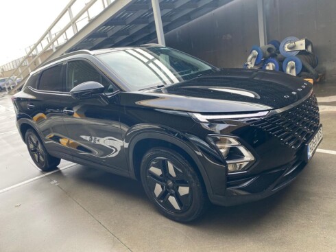 Foto impresión del anuncio Omoda 5 MY25 - Premium 1.6 TGDI 108kW (145cv)  de Ocasión en Madrid